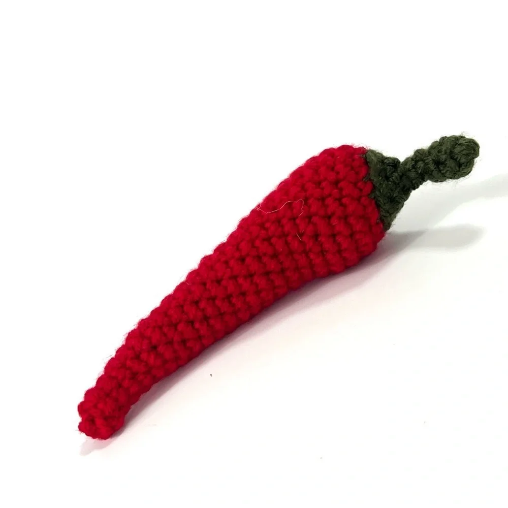 Cat Toy Handmade Catnip Chili Pepper Crocheted Interactive Toys for Cats